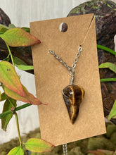 Load image into Gallery viewer, Tigers Eye Crow Skull Necklace
